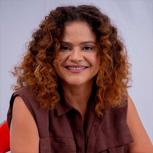 Elaine Pires